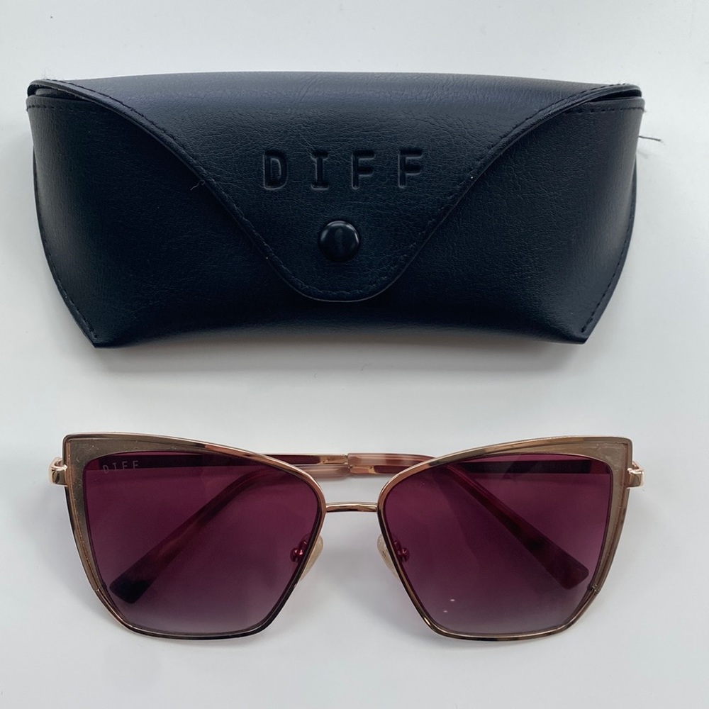 Diff eyewear gold rim sunglasses